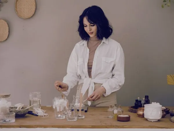 Renda Extra com Velas Trabalhando em Casa
